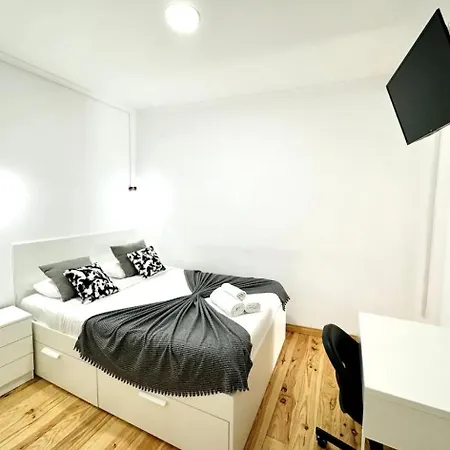 Solmar House 게스트하우스 *