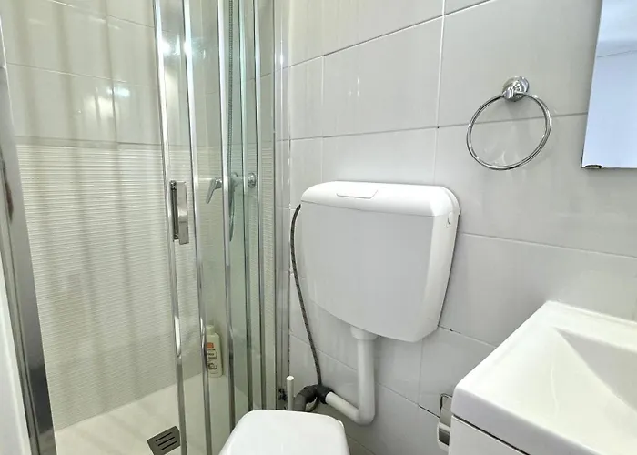 Pensión Solmar House *